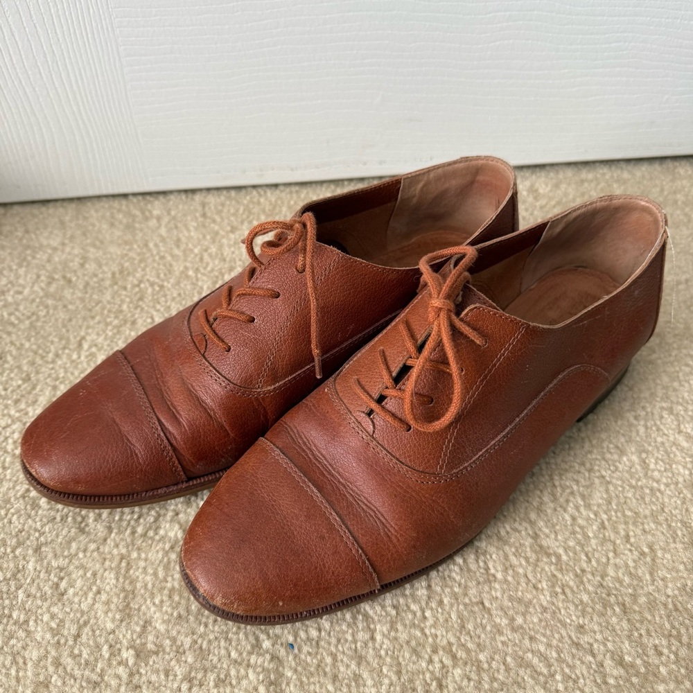 Madewell | clare leather oxford shoes in saddle brown